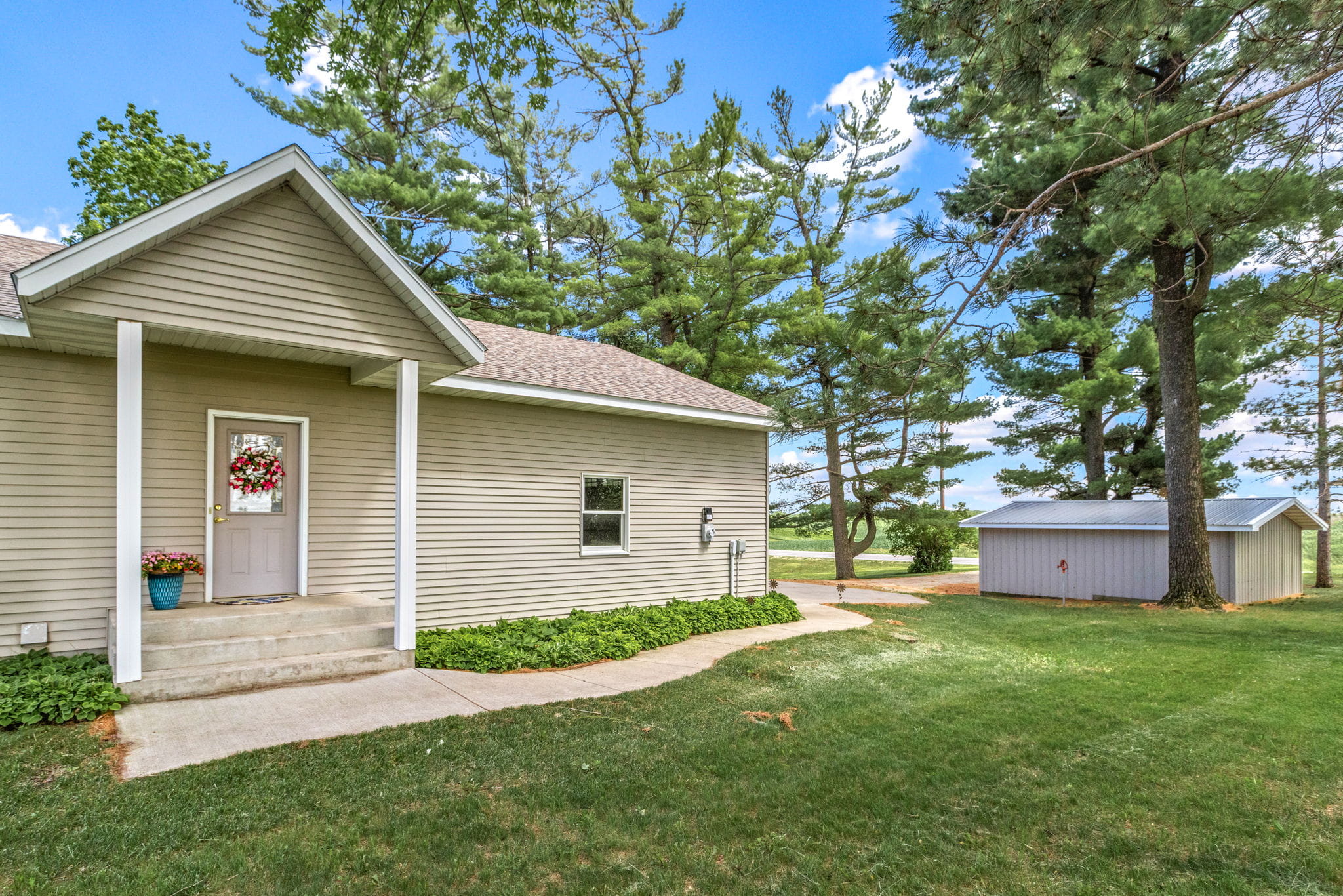 Garage and land